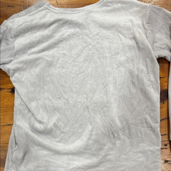 Born Soft Gray Long Sleeve Shirt Sweat Top with front pocket size large - Picture 7 of 8